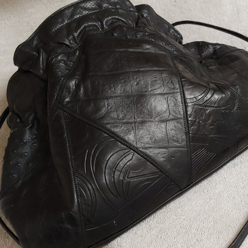 Leon's New York leather bag... Beautiful